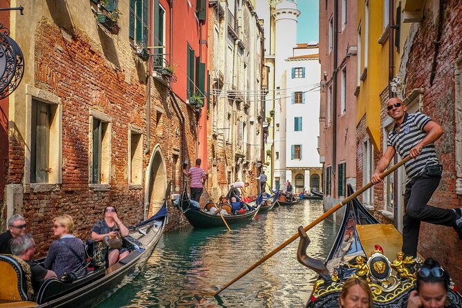 Venice Gondola Ride With Skip the Line Doges Palace Tour - Accessibility and Requirements