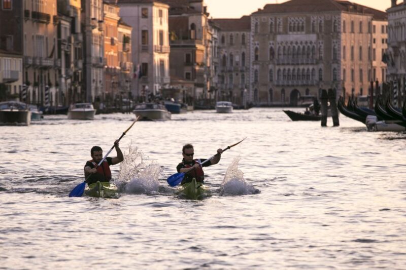 Venice: Guided Kayak Tour - Experience Highlights