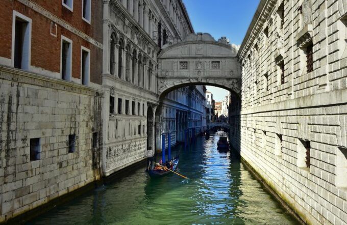 Venice: Guided Tour of St. Marks Basilica & Doges Palace - Guided Walks and Self-Guided Visits