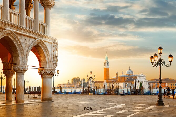 Venice Highlights Self Guided Scavenger Hunt and Walking Tour - Overview and Key Details
