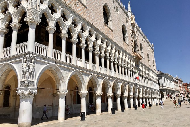 Venice Highlights Small-group Walking Tour - Experience Authentic Corners