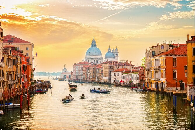 Venice Highlights With Local: Private Walking Tour & Gondola Ride - Tour Experience and Highlights