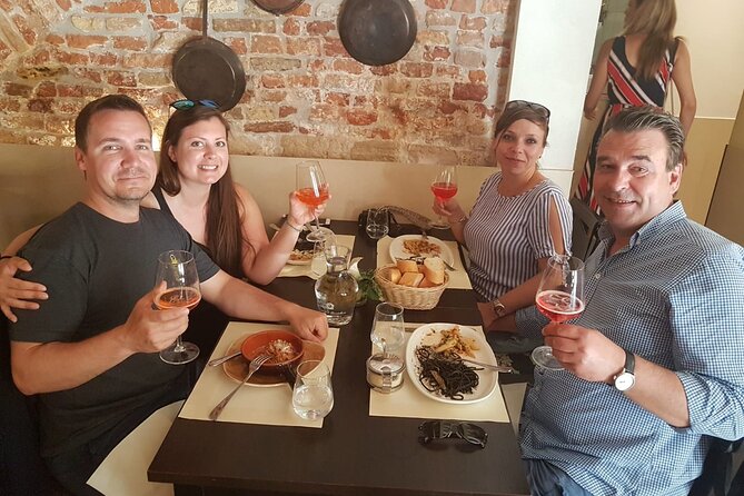 Venice Jewish Ghetto and Cannaregio Food Tour - Guided Wine Tasting