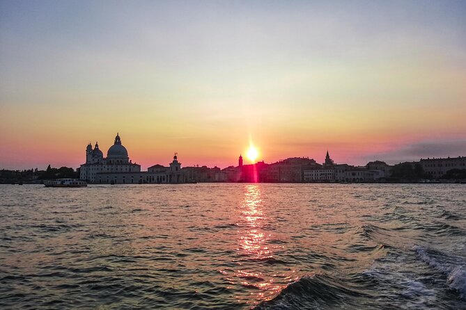 Venice Lagoon Private Boat Tour With Prosecco Aperitif - Panoramic Views of the Lagoon