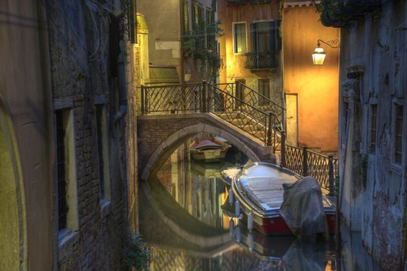 Venice: Legends, Anecdotes and Ghost Stories Walking Tour - Tour Overview and Highlights
