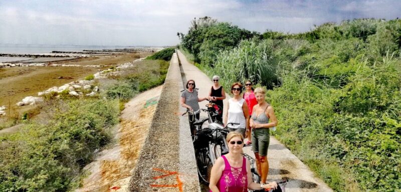 Venice Lido: Bike Tour With a Local on the Island of Cinema - Group Type and Cancellation
