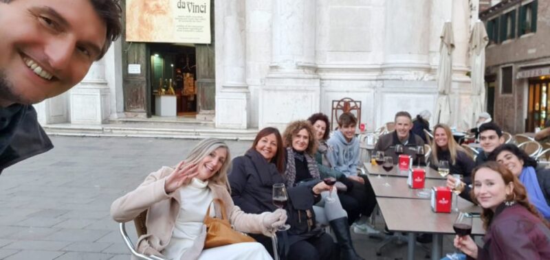 Venice: Local Secrets of Venice Tapas & Wine Walking Tour - Tour Itinerary