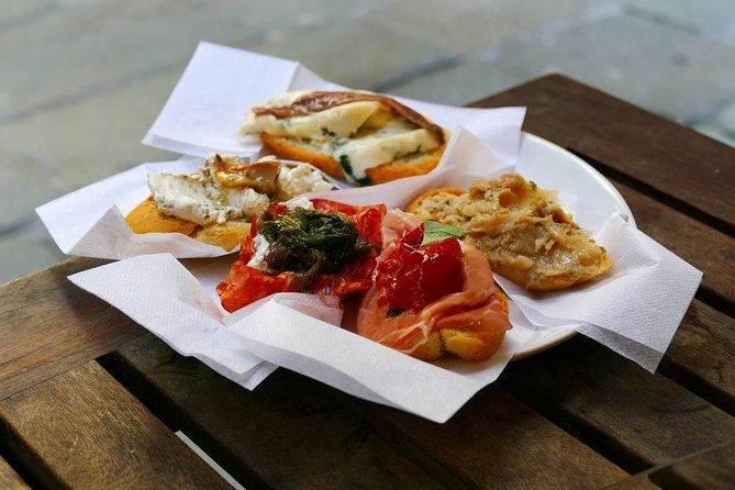 Venice Market and Cicchetti Semi-Private 6 People Food Experience - Additional Fees