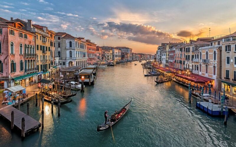 Venice Morning Highlights: Piazza San Marco to Grand Canal - Key Points