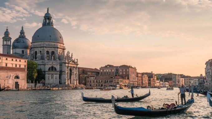 Venice Morning Highlights: Piazza San Marco to Grand Canal - Children and Luggage Policies
