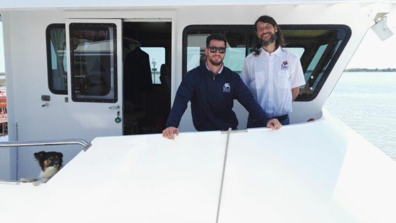 Venice: Murano and Burano Boat Tour With Glass Factory Visit - Key Points