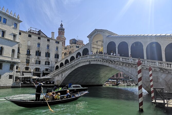 Venice: Mysterious Tales of Ghosts and Murders - Venetian Spirits: Echoes of the Unseen