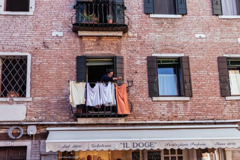 Venice: Off the Beaten Track Private City Tour - Participant Information