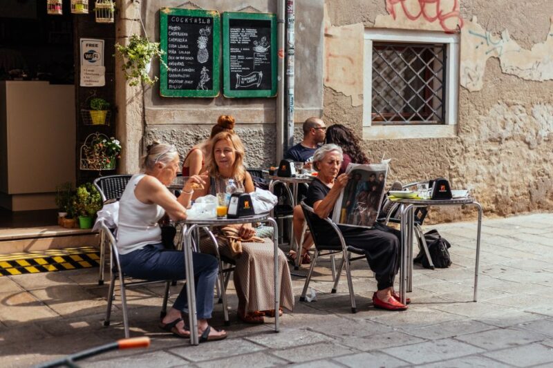 Venice: Off the Beaten Track Private City Tour - Customer Reviews and Ratings