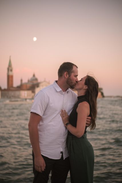 Venice: Photo Shoot in the Most Beautiful Place & Gondola - Frequently Asked Questions