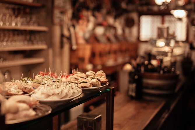 Venice Private Food Walking Tour With Locals: 6 or 10 Tastings - Logistics and Requirements