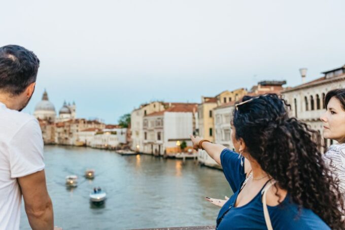 Venice: Private Tour With a Local Guide - Customized Walking Tour Experience