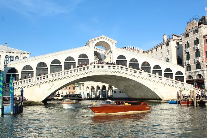 Venice Shared Arrival Transfer: Marittima Cruise Port to Central Venice - Luggage Policy