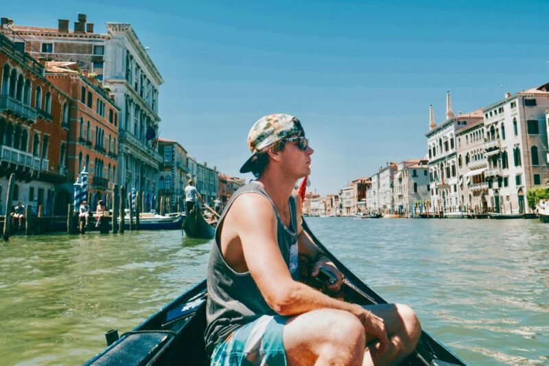 Venice: Shared Gondola Ride Through the Lagoon City - Gondola Ride Details