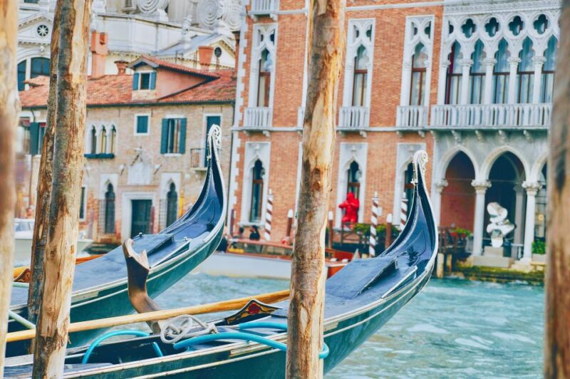 Venice: Shared Gondola Ride Through the Lagoon City - Booking Information