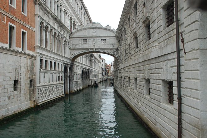 Venice Skip the Line Saint Marks Basilica and Doges Palace Private Tour - Tour Duration and Meeting Point