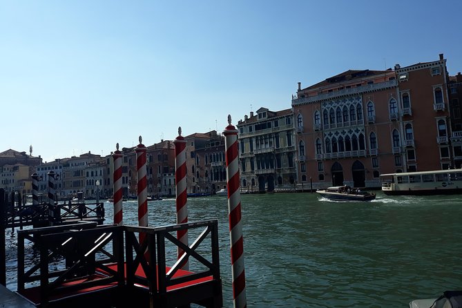 Venice Small Group Tour With Local Guide - Discovering Iconic Venetian Sites
