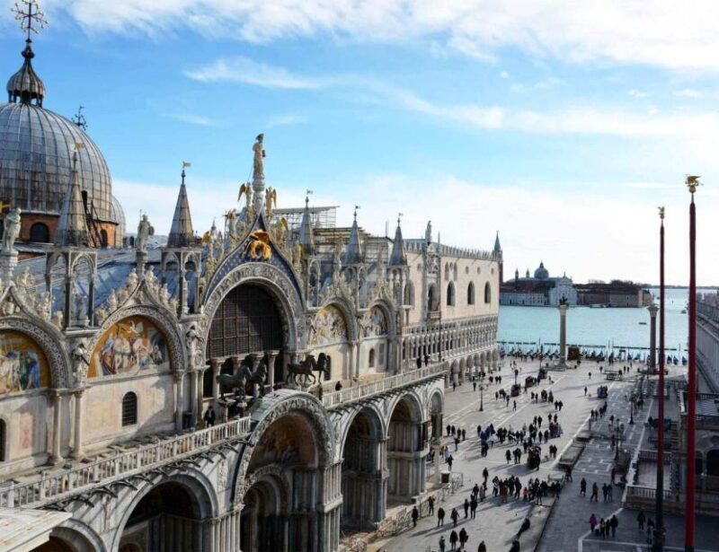 Venice: St. Marks Basilica and Walking Tour Combo - Key Points