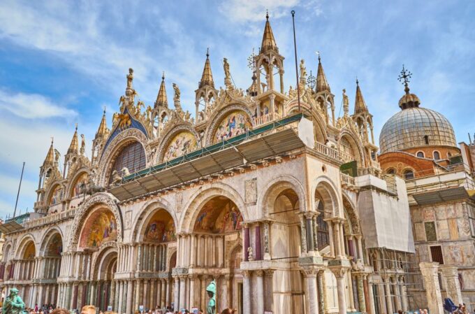 Venice: St. Marks Basilica, Doge Palace, and Gondola Ride - Tour Duration and Cancellation Policy