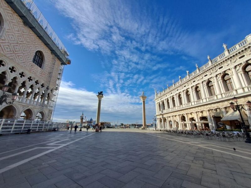 Venice: St. Marks Basilica, Doges Palace and Glass Factory - Language Options
