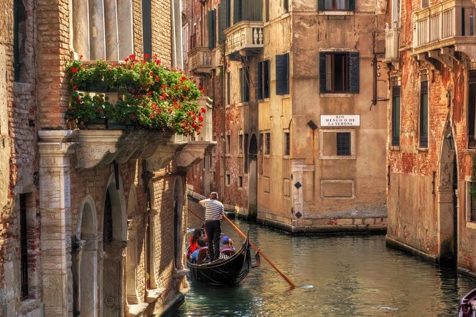 Venice: St. Marks Basilica Guided Tour & Grand Canal by Gondola - Questions About Staying Here