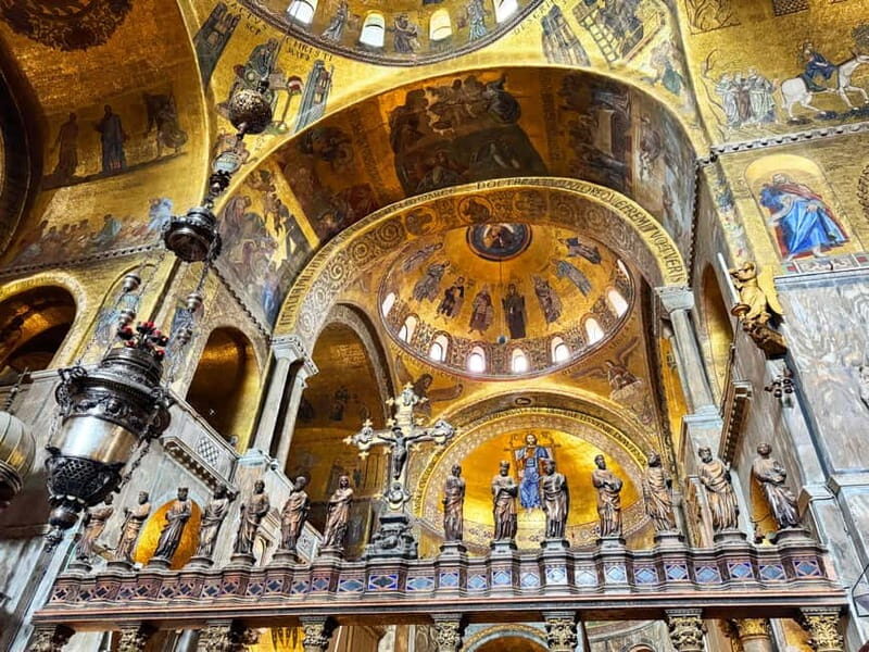 Venice: St. Marks Basilica Guided Tour + History Gallery - Inclusions and Features of the Tour