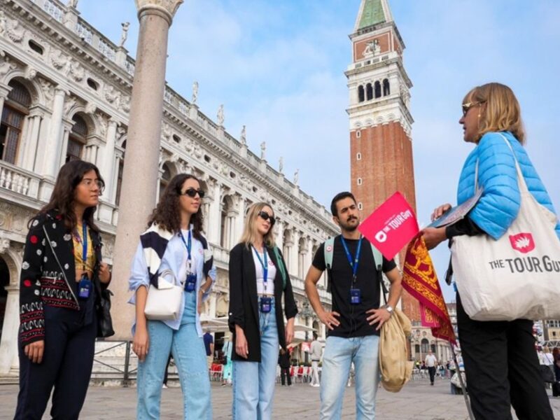 Venice: St Marks, Doges Palace, Murano & Burano Day Tour - Key Points