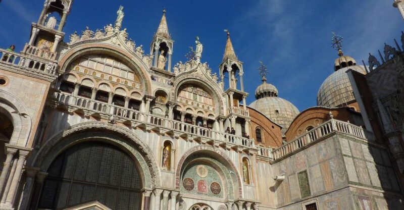 Venice: St Marks Highlights Lunch & Gondola - Key Points