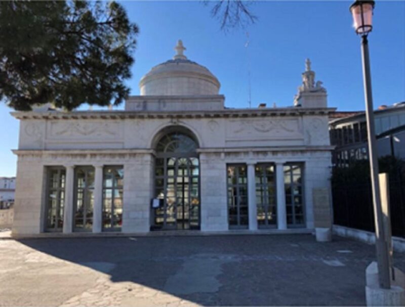 Venice: St. Marks Square Royal Gardens Light Lunch - Tips for Enjoying Your Lunch at Illy Cafe