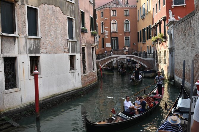 Venice Street Food and Sightseeing Small Group Tour With a Native Guide - Meeting and End Points