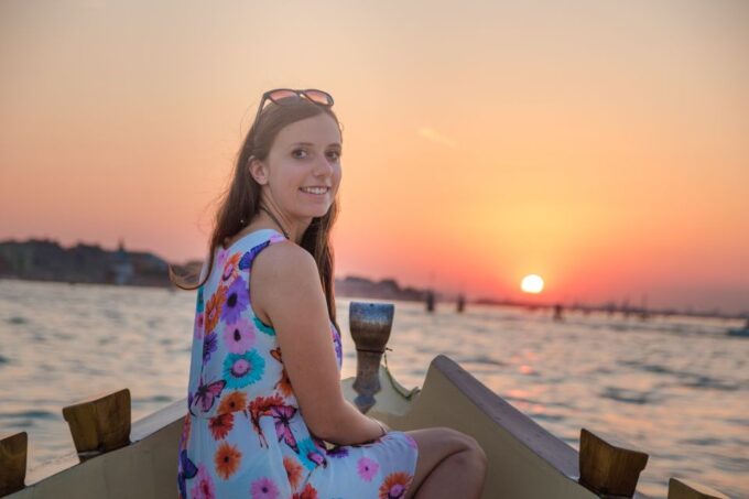 Venice: Sunset Cruise by Typical Venetian Boat - Onboard Amenities
