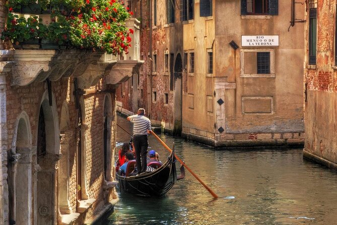 Venice: Sunset Gondola Ride & Guided Walking Tour - Meeting Point and Pickup