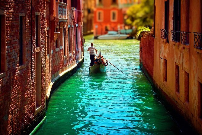 Venice: Sunset Gondola Ride & Guided Walking Tour - Cancellation and Refund Policy