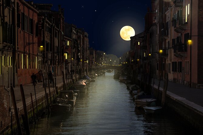 Venice: Sunset Gondola Ride & Guided Walking Tour - Tour Reviews and Ratings