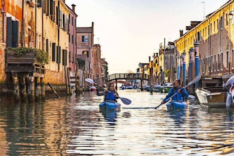 Venice: Sunset Kayak Tour in the Canals - What to Bring