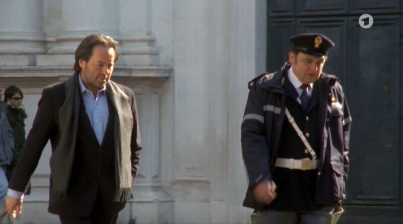 Venice: The Footsteps of Commissario Brunetti Walking Tour - Booking Information