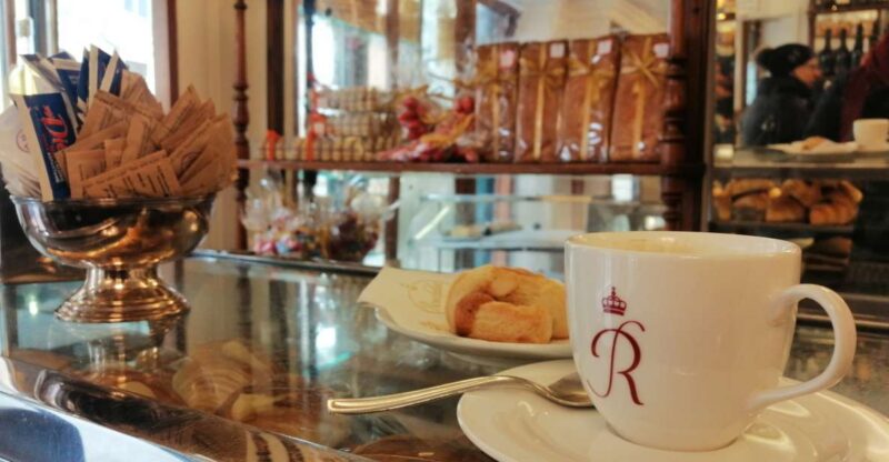 Venice: Traditional Cafés and Pastry Shops Walking Tour - Key Points