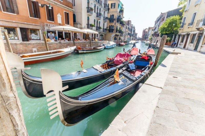 Venice: Traditional Shared Gondola Ride - Important Details and Restrictions