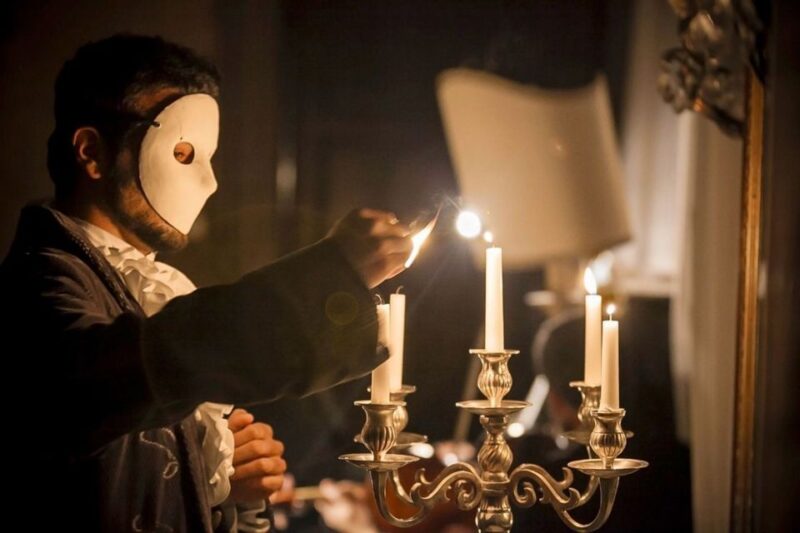 Venice: Traveling Opera in a Historic Palace on Grand Canal - Historic Venetian-Gothic Venue