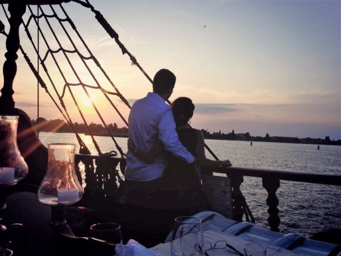 Venice: Venetian Lagoon Tour and Galleon Dinner - Frequently Asked Questions