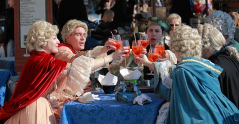 Venice: Venetian Style Carnival Pub Crawl - Tour Experience