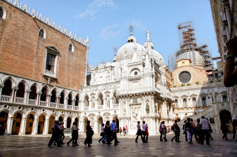 Venice: Walking Tour, Doge Palace, & St. Marks Basilica - Tour Experience