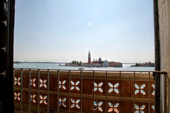 Venice: Walking Tour, Doge Palace, & St. Marks Basilica - Security Checks