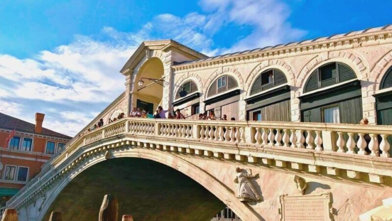 Venice Walking Tour From St. Marks to Rialto Bridge - Tips for Your Walking Tour