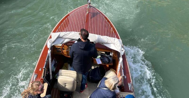 Venice: Water Taxi From the Station to the City Center/Hotel - Inclusions and Luggage Policy